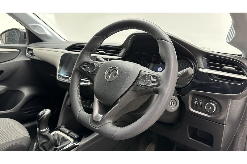 Vauxhall Corsa Design - U2825