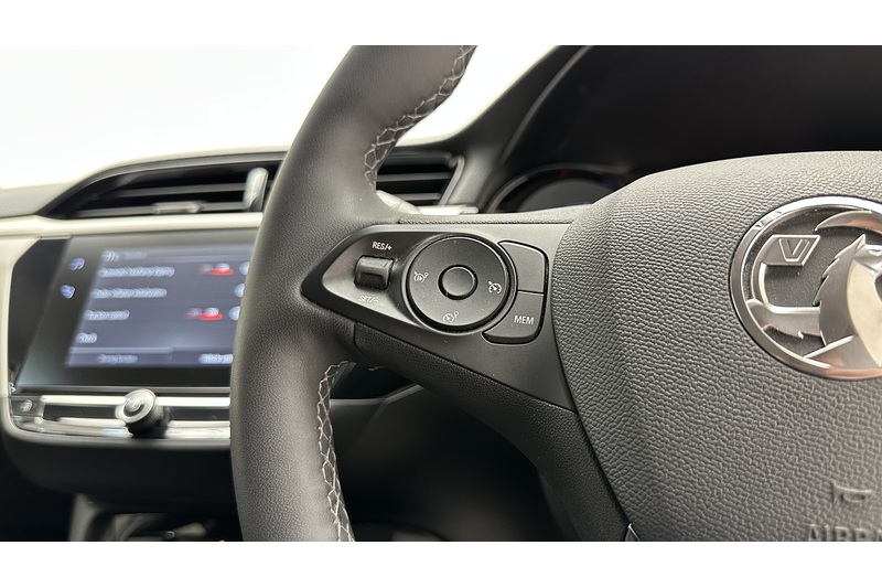 Vauxhall Corsa Design - U2825