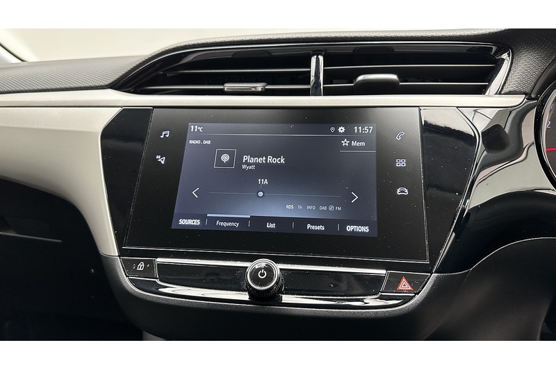 Vauxhall Corsa Design - U2825