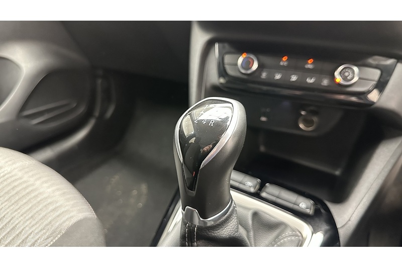 Vauxhall Corsa Design - U2825