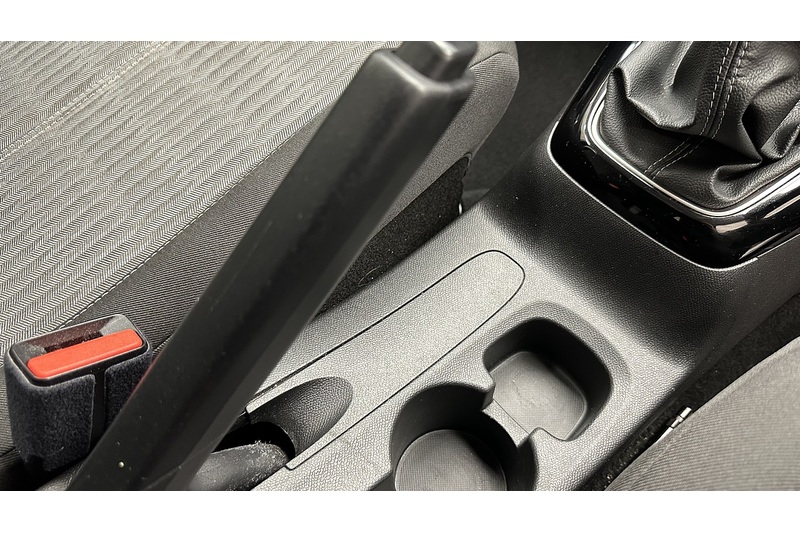 Vauxhall Corsa Design - U2825