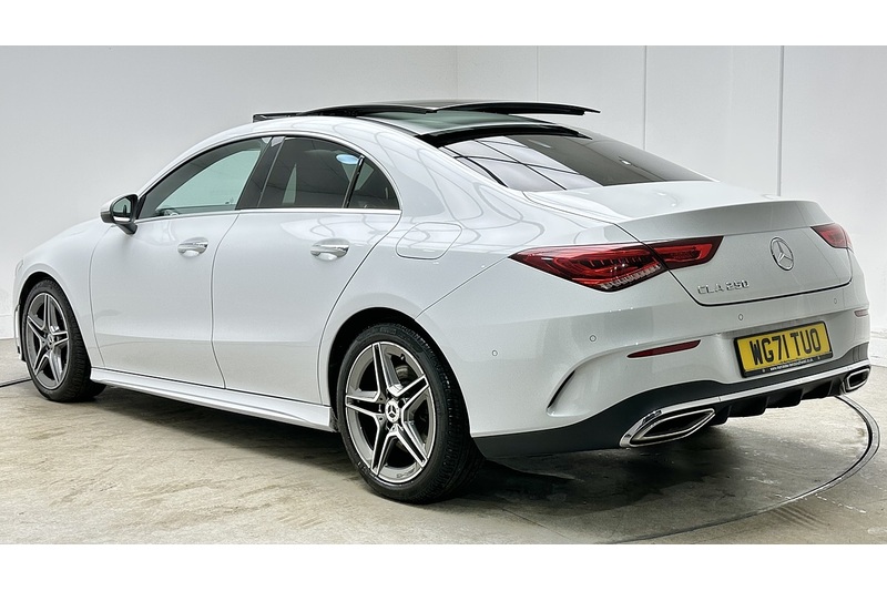 Mercedes-Benz CLA CLA250 AMG Line - U2827