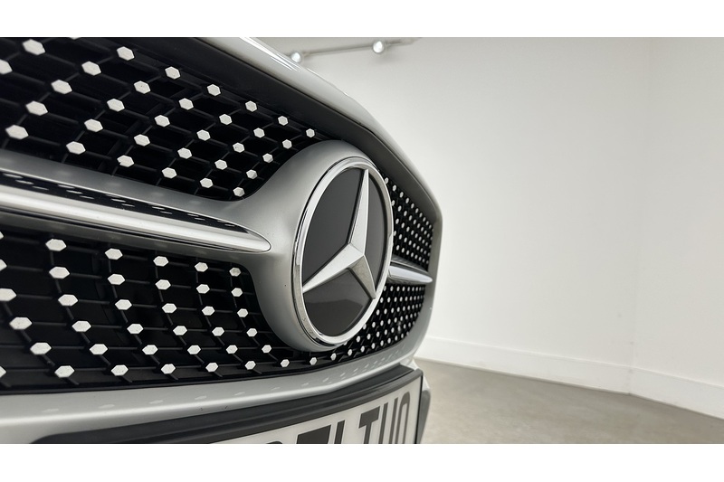 Mercedes-Benz CLA CLA250 AMG Line - U2827