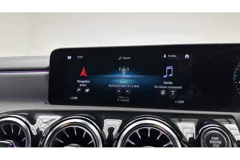 Mercedes-Benz CLA CLA250 AMG Line - U2827