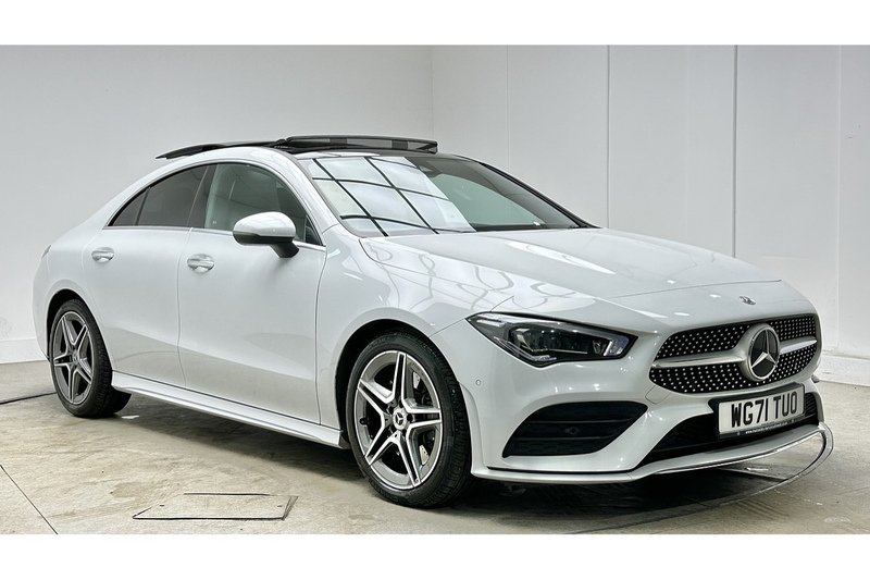 Mercedes-Benz CLA CLA250 AMG Line - U2827