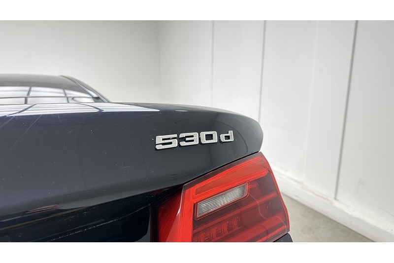 BMW 5 Series 530d M Sport - U2833