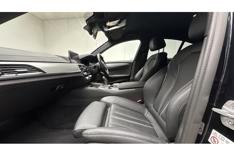 BMW 5 Series 530d M Sport - U2833