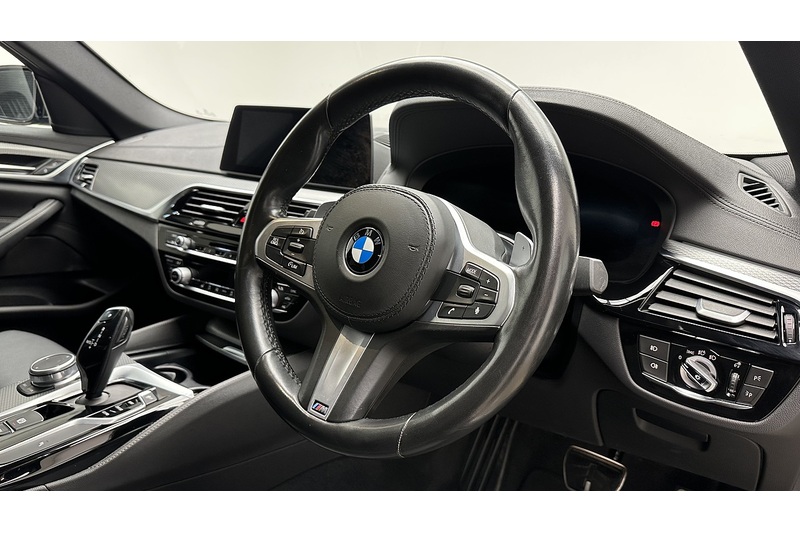 BMW 5 Series 530d M Sport - U2833