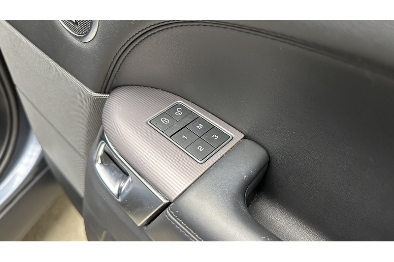 Land Rover Range Rover Sport SD V6 HSE - U2839