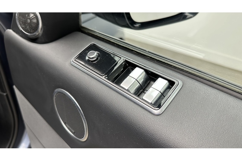 Land Rover Range Rover Sport SD V6 HSE - U2839