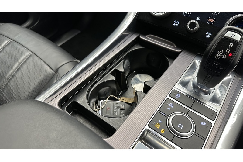 Land Rover Range Rover Sport SD V6 HSE - U2839