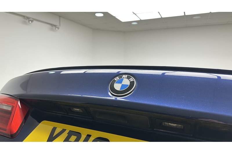 BMW 5 Series 520d M Sport - U2845