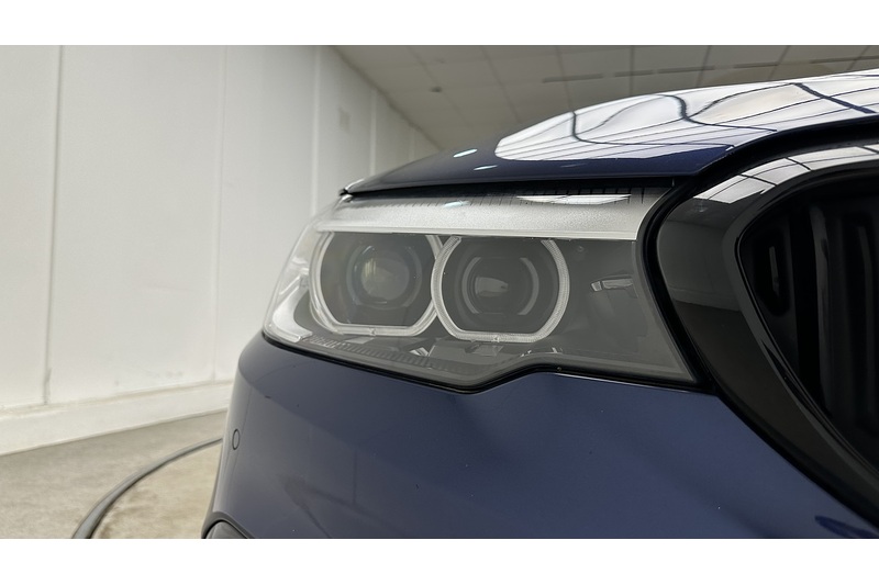 BMW 5 Series 520d M Sport - U2845