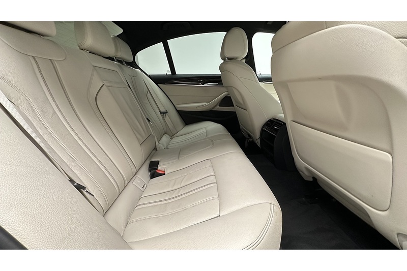 BMW 5 Series 520d M Sport - U2845
