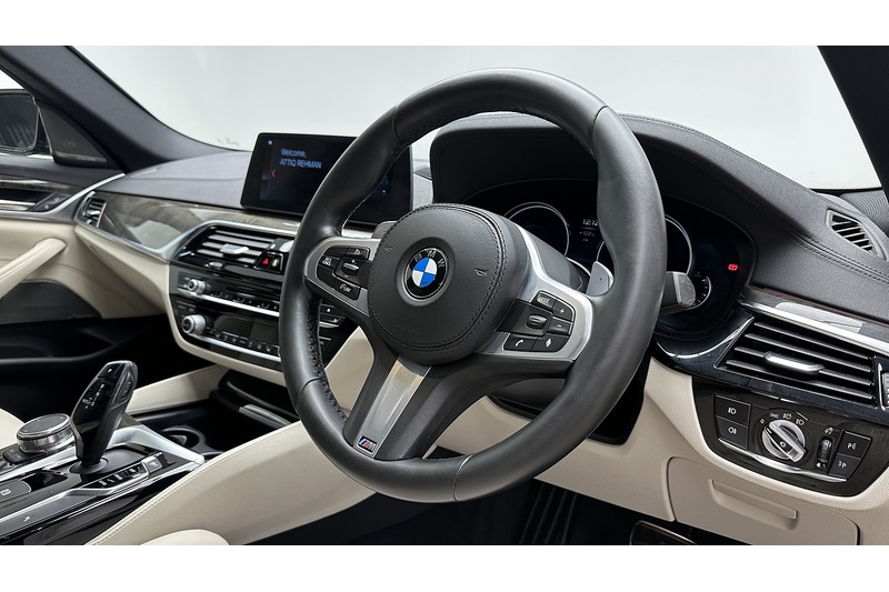BMW 5 Series 520d M Sport - U2845