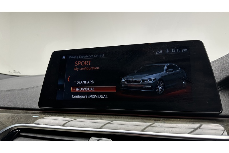 BMW 5 Series 520d M Sport - U2845