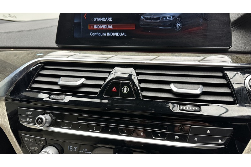 BMW 5 Series 520d M Sport - U2845