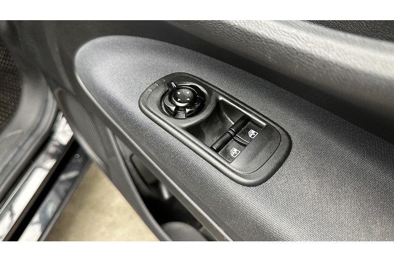 Fiat 500e Icon - U2875