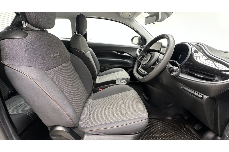 Fiat 500e Icon - U2875