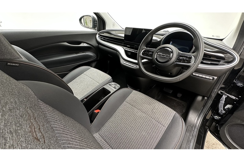 Fiat 500e Icon - U2875