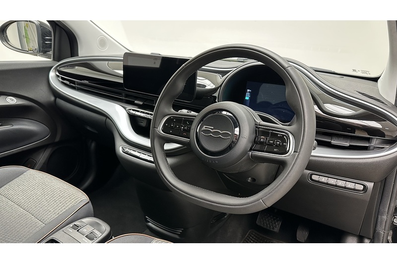 Fiat 500e Icon - U2875
