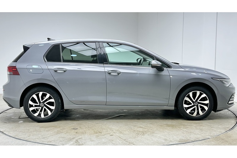 Volkswagen Golf TSI Active - U2887
