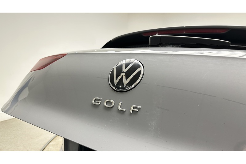 Volkswagen Golf TSI Active - U2887