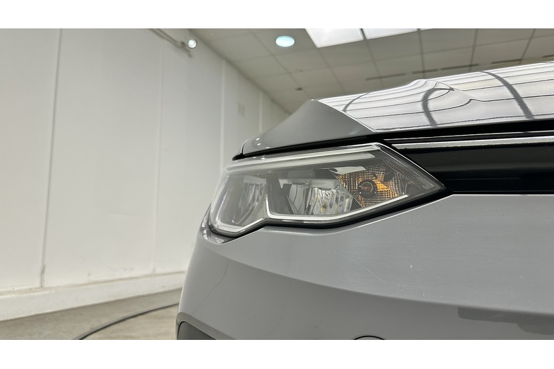 Volkswagen Golf TSI Active - U2887