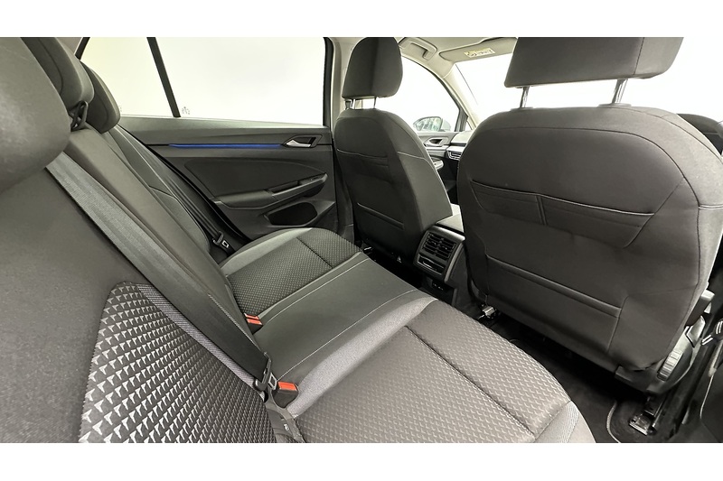 Volkswagen Golf TSI Active - U2887