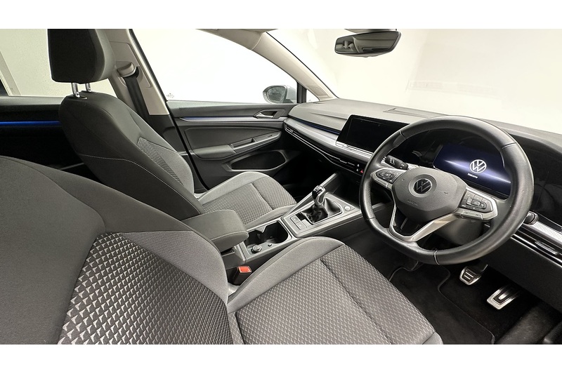 Volkswagen Golf TSI Active - U2887