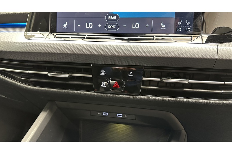 Volkswagen Golf TSI Active - U2887