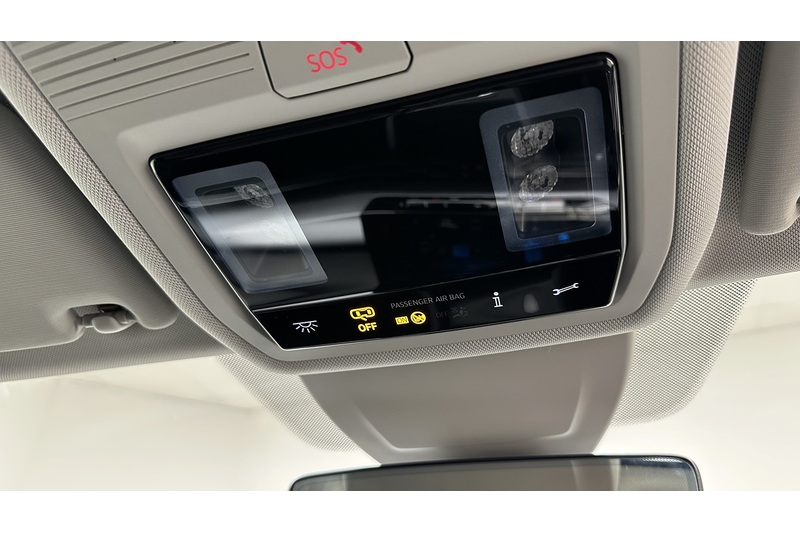 Volkswagen Golf TSI Active - U2887