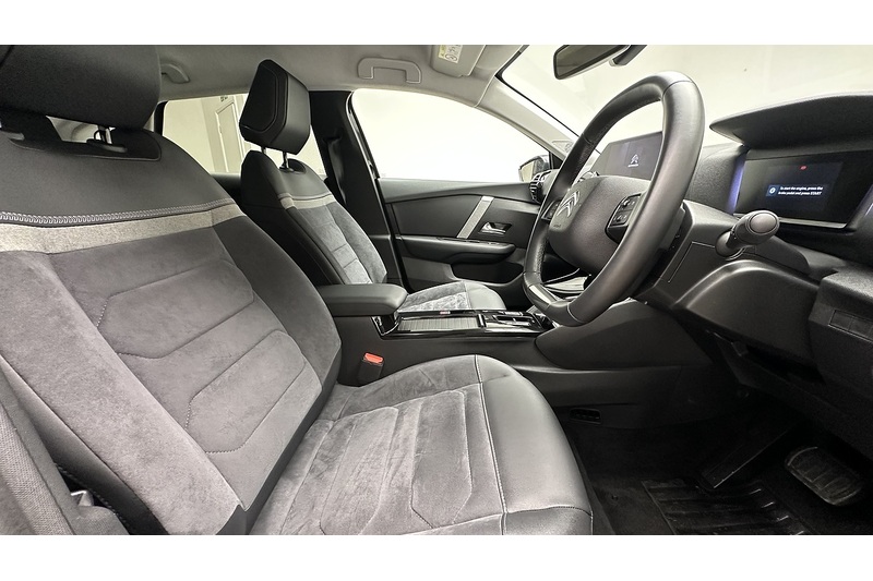 Citroen e-C4 X MAX - U2919