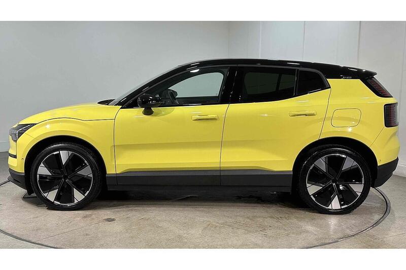 Volvo EX30 Twin Performance 69kWh Ultra SUV 5dr Electric Auto AWD (428 ps) - U292