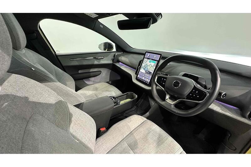Volvo EX30 Twin Performance 69kWh Ultra SUV 5dr Electric Auto AWD (428 ps) - U292