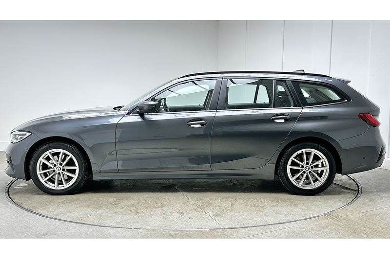 BMW 3 Series 320d MHT SE Pro - U2932