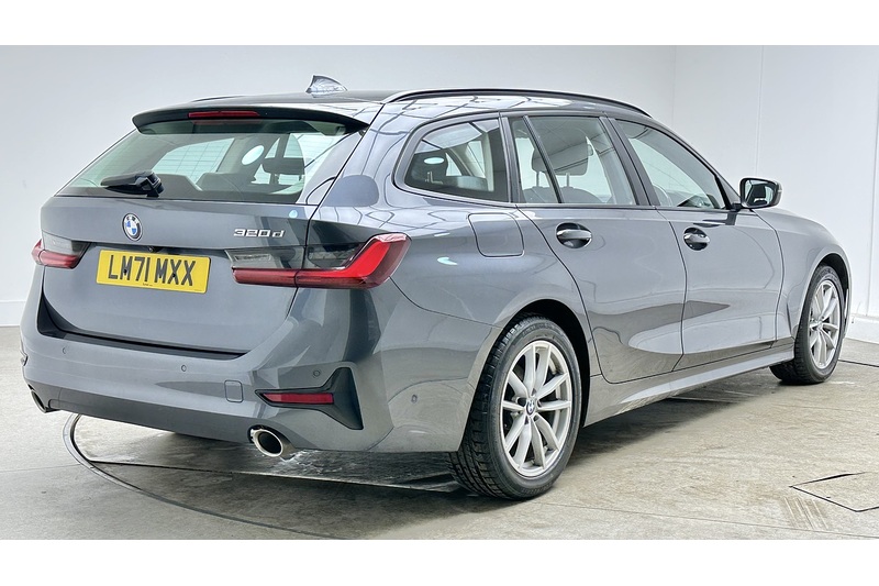 BMW 3 Series 320d MHT SE Pro - U2932