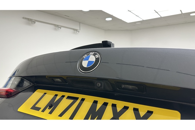 BMW 3 Series 320d MHT SE Pro - U2932