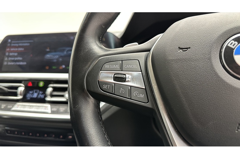 BMW 3 Series 320d MHT SE Pro - U2932