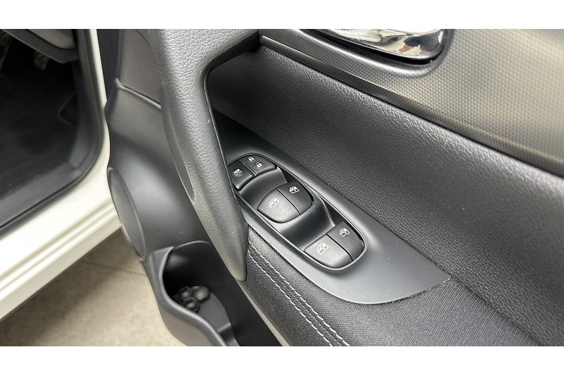 Nissan Qashqai dCi N-Connecta - U2938
