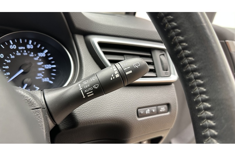 Nissan Qashqai dCi N-Connecta - U2938
