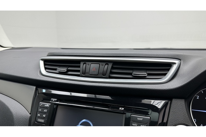 Nissan Qashqai dCi N-Connecta - U2938