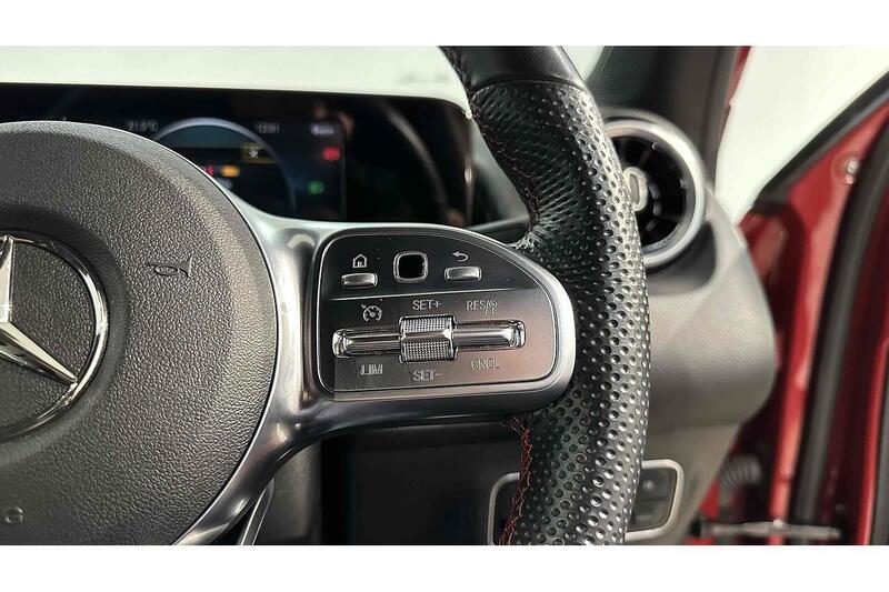 Mercedes-Benz GLB 1.3 GLB200 AMG Line SUV 5dr Petrol 7G-DCT Euro 6 (s/s) (163 ps) - U294