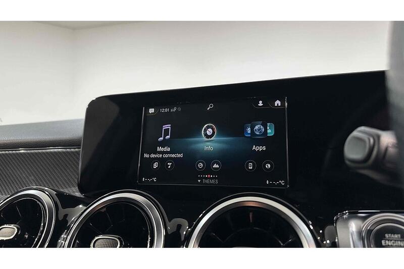 Mercedes-Benz GLB 1.3 GLB200 AMG Line SUV 5dr Petrol 7G-DCT Euro 6 (s/s) (163 ps) - U294