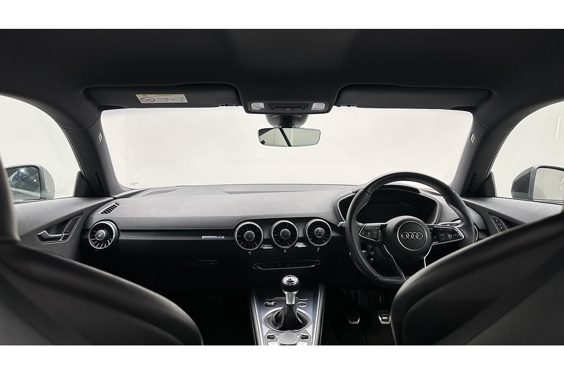 Audi TT TFSI S line - U2942
