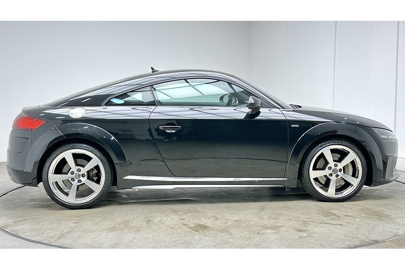 Audi TT TFSI S line - U2942