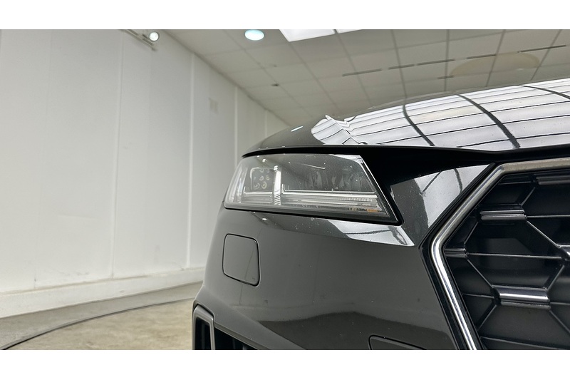 Audi TT TFSI S line - U2942