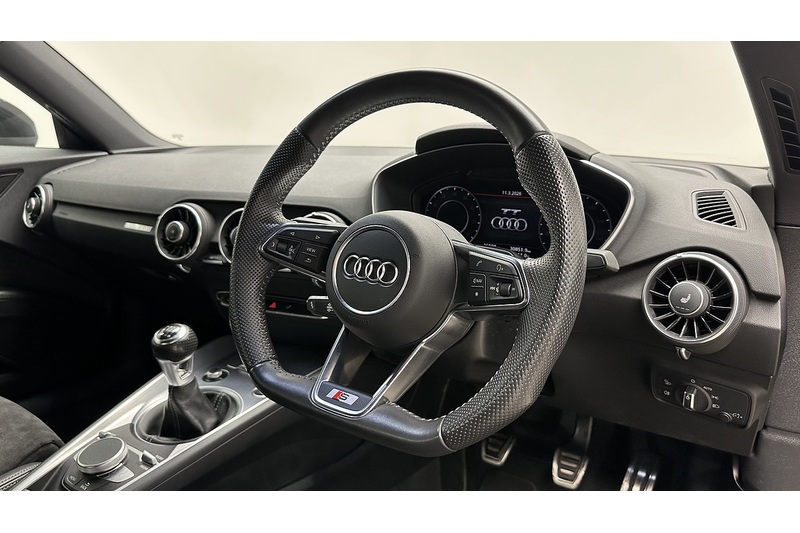 Audi TT TFSI S line - U2942
