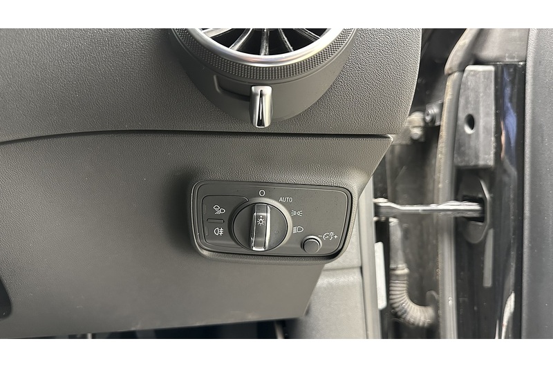 Audi TT TFSI S line - U2942