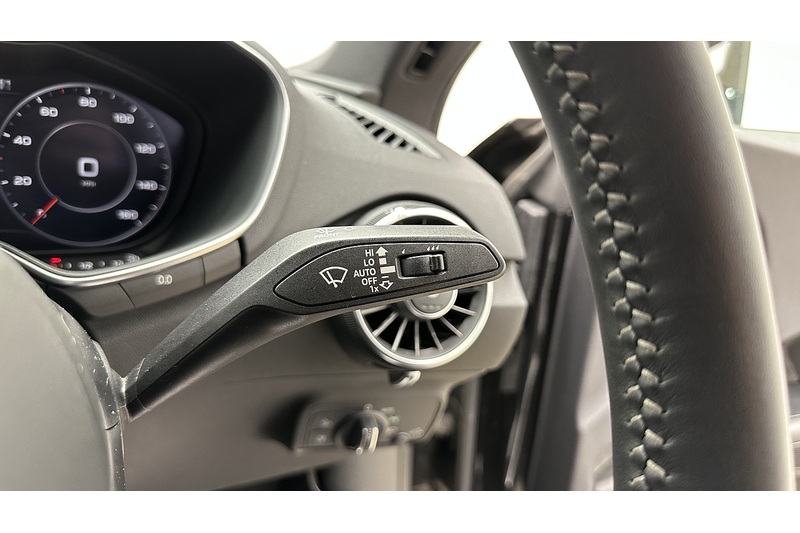 Audi TT TFSI S line - U2942